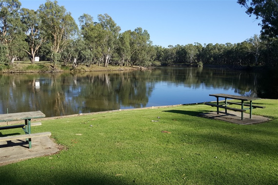 Memorial Park Howlong