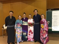 Students-in-Kiminos.jpg