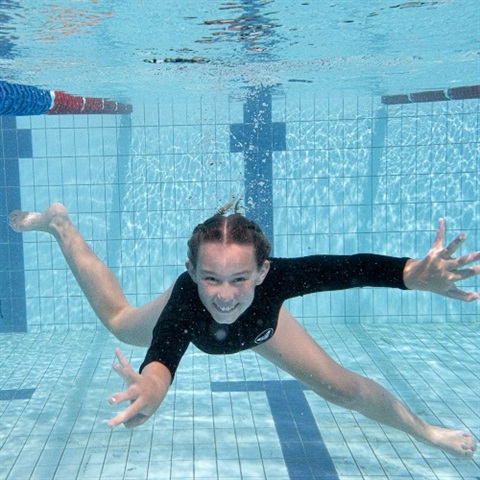 50m-pool-female-child-underwater-landscape-hero-gen.jpg